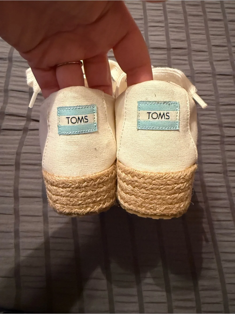 Tom’s women’s platform espadrille sneakers sz 8.5